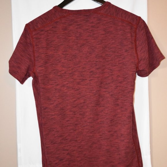 american eagle red  shirt - Picture 2 of 4